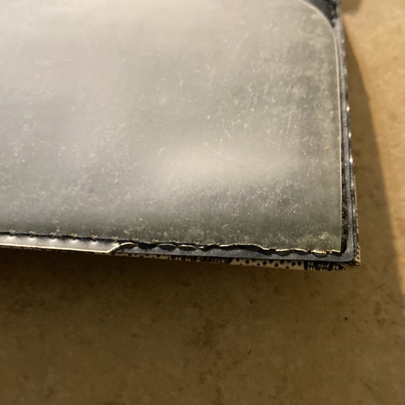 Vintage VR Classic wallet and checkbook - Picture 11 of 11